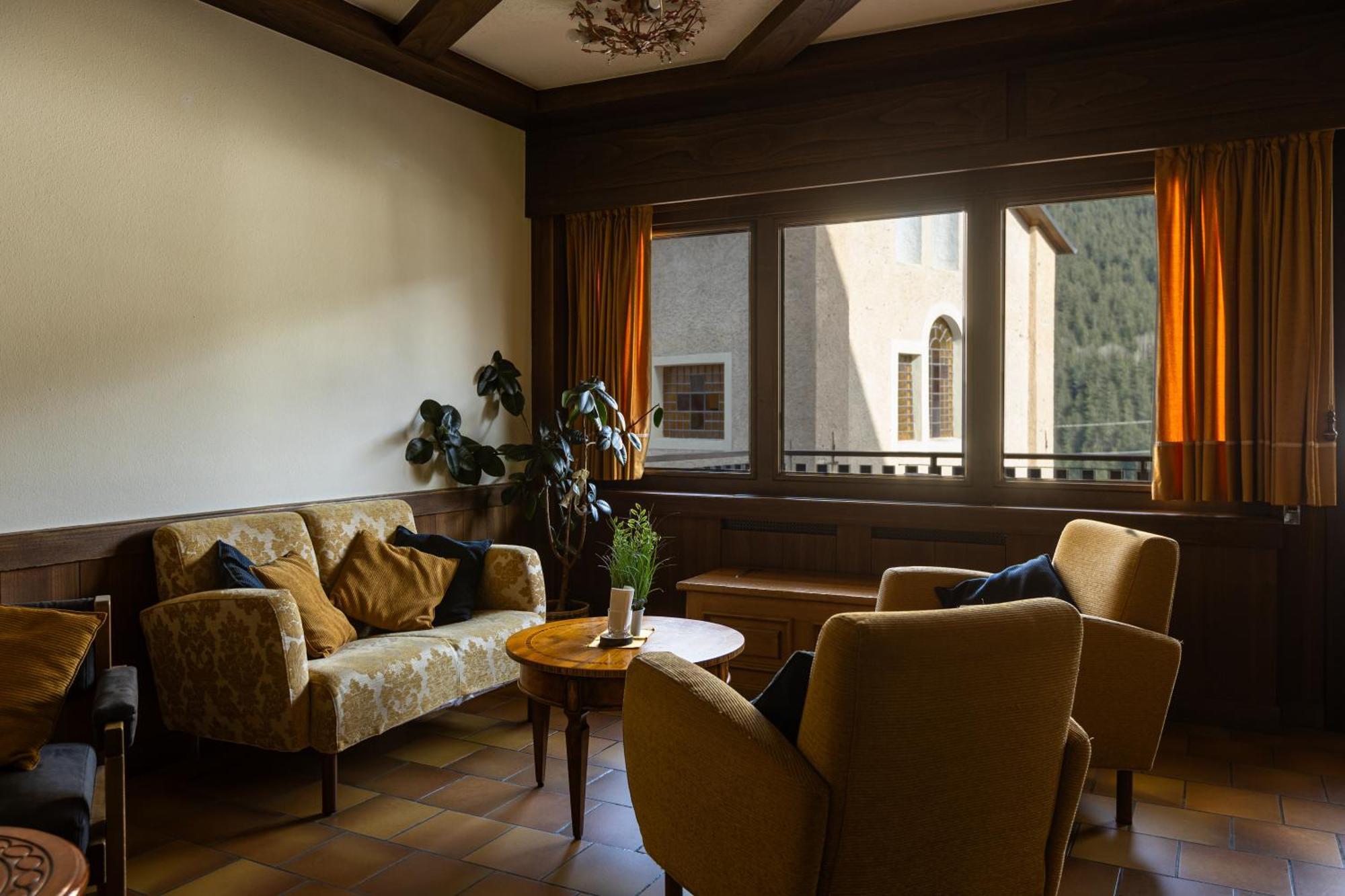 Hotel Cardo Isolaccia Exteriör bild